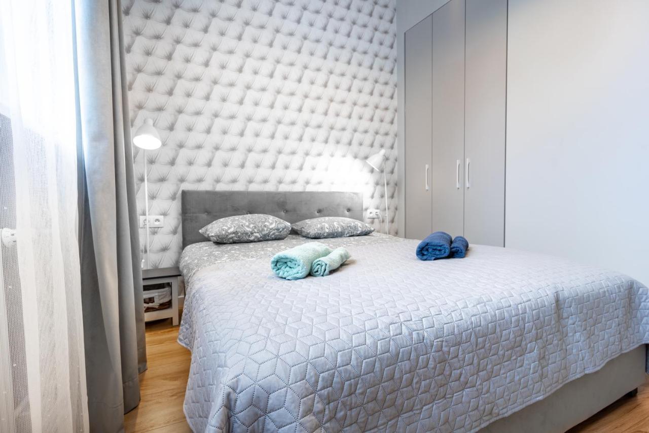 Apartamento Pod Arkadami Varsovia Exterior foto
